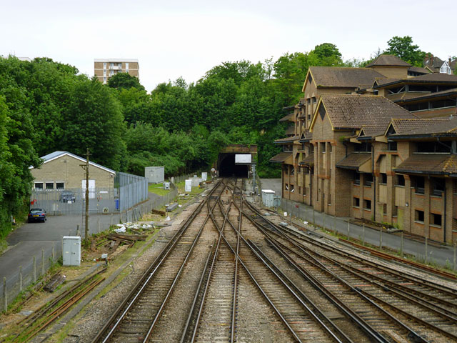 Tunnel